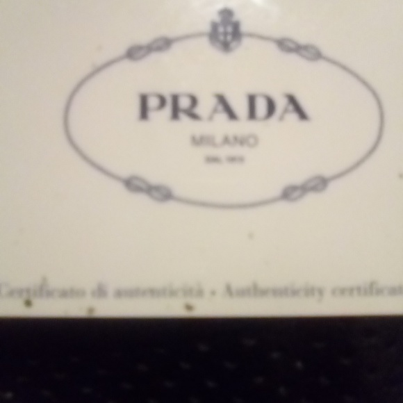 Authentic black prada purse with authentisity card - Picture 6 of 8